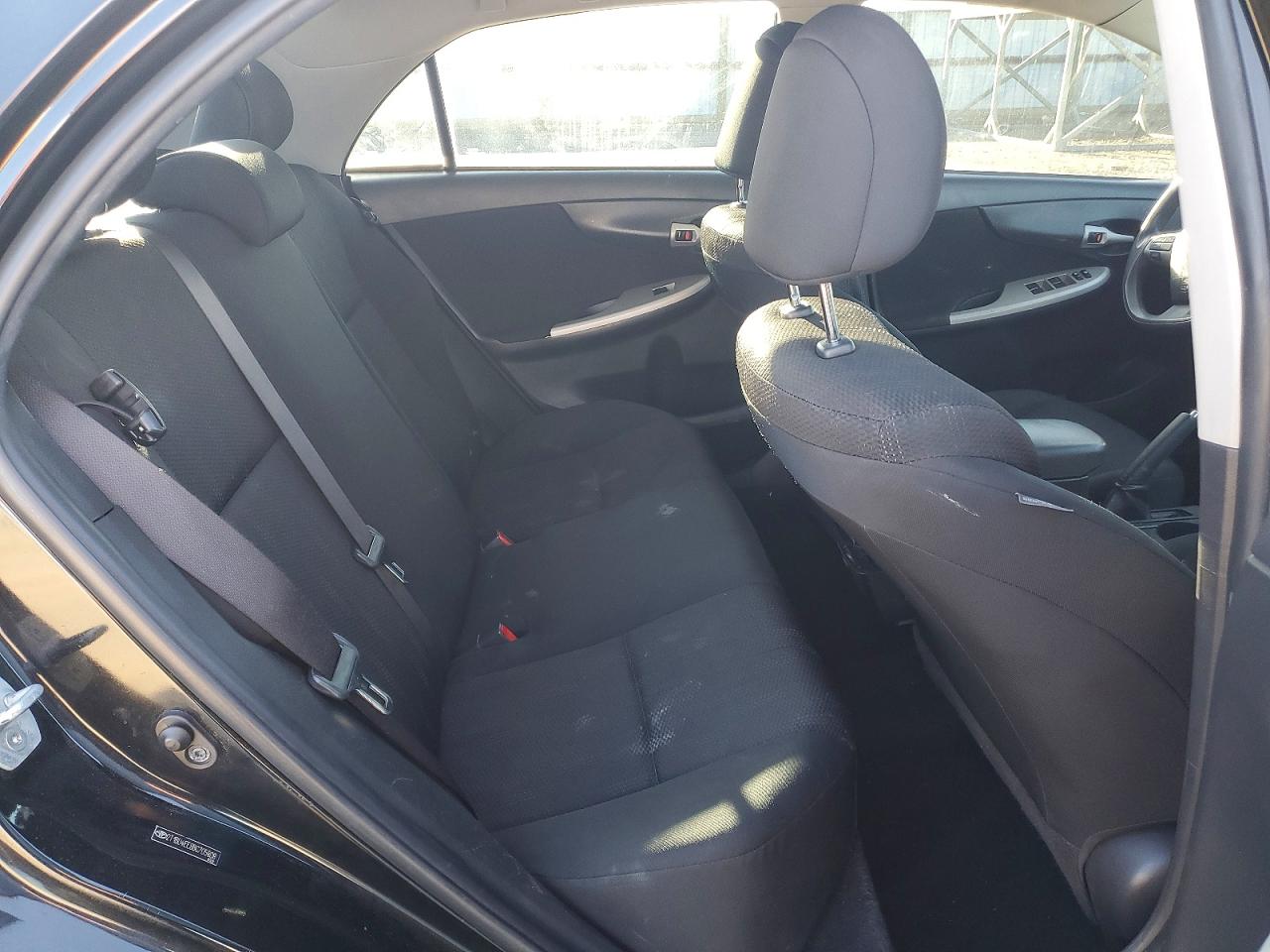 2011 TOYOTA COROLLA BASE photo 10