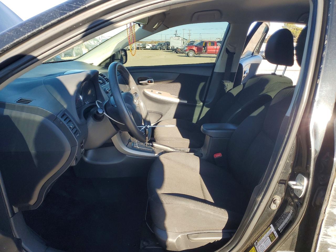 2011 TOYOTA COROLLA BASE photo 7