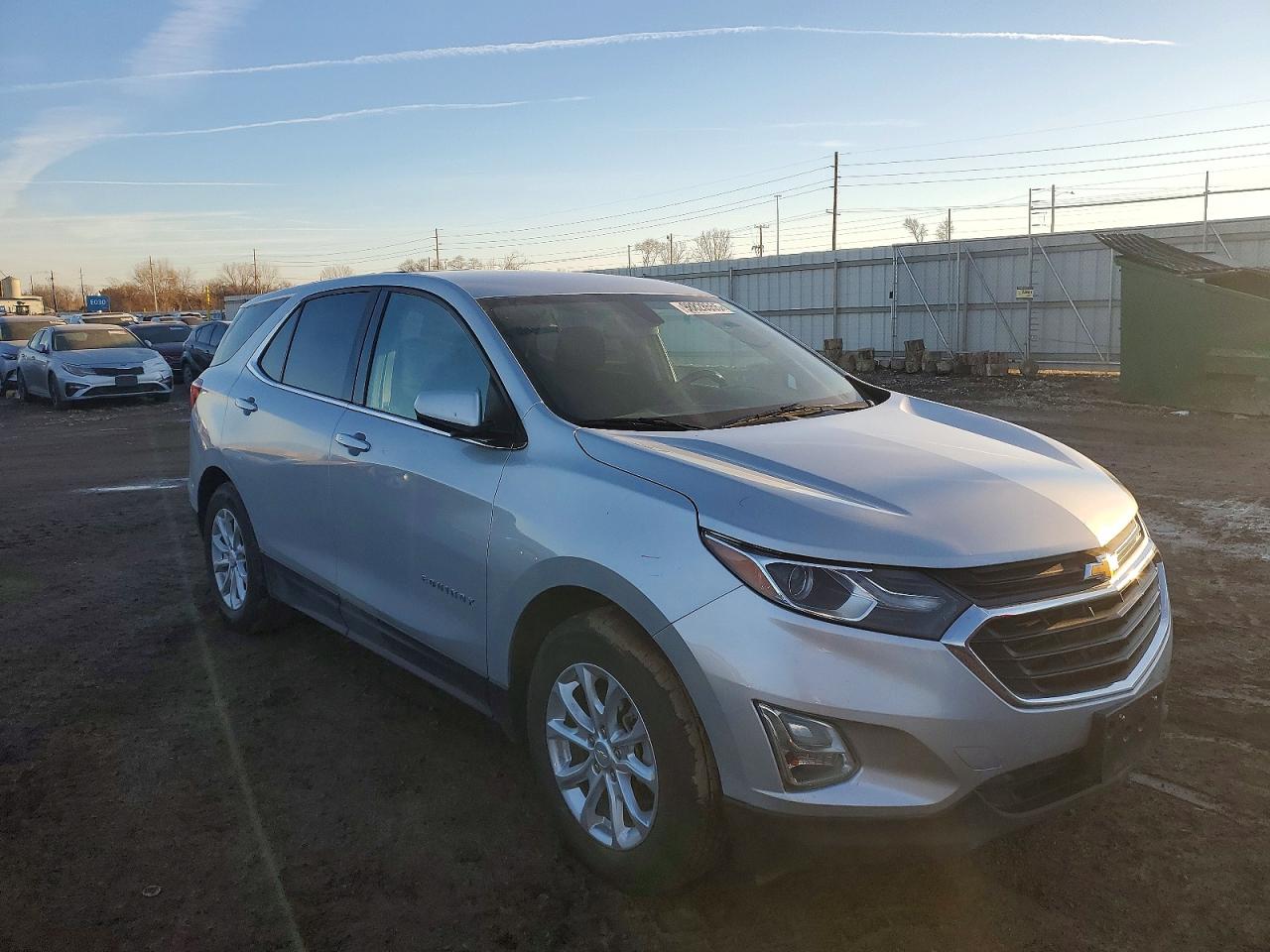 2018 CHEVROLET EQUINOX LT photo 4