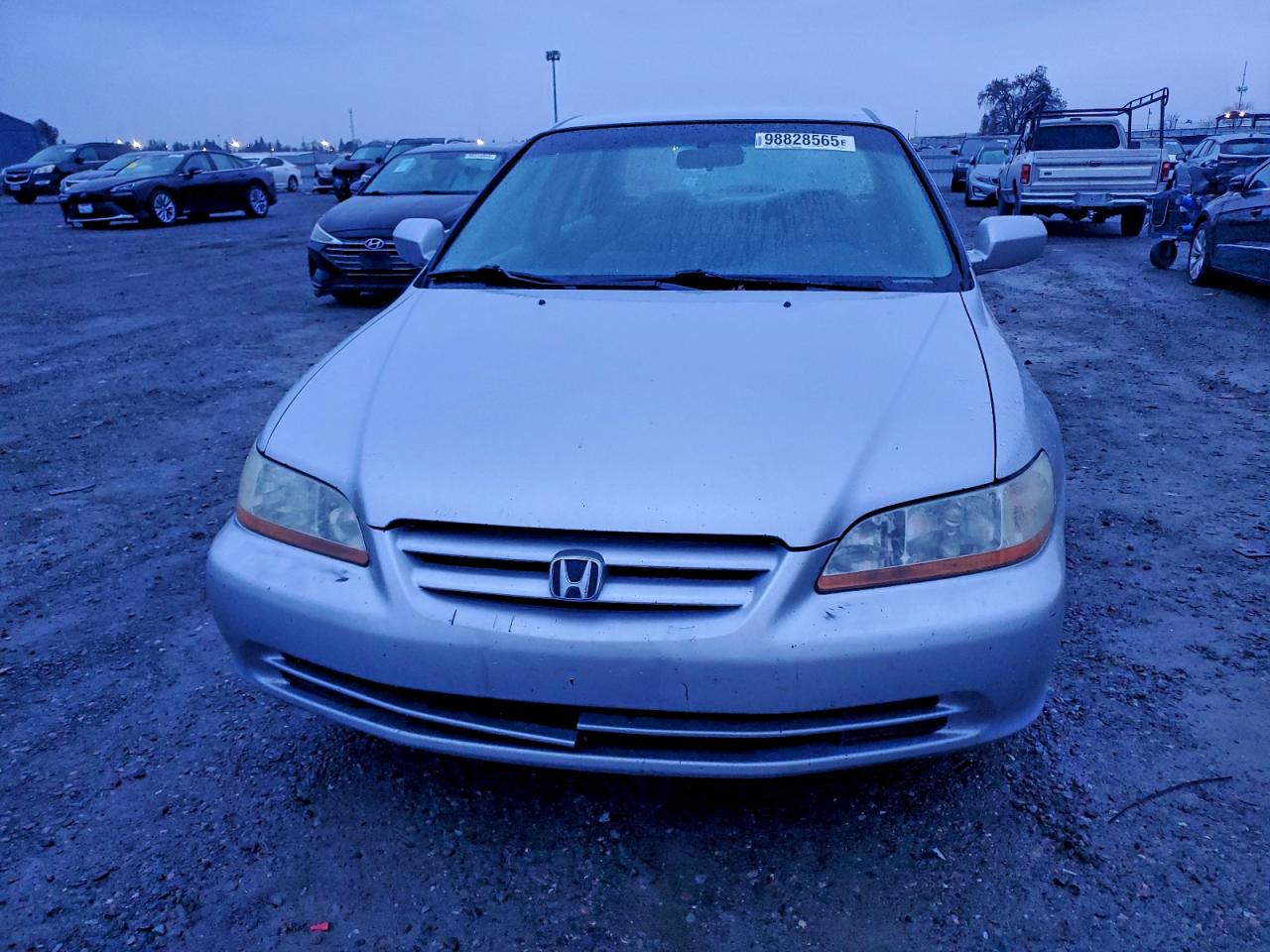 2002 HONDA ACCORD LX photo 5
