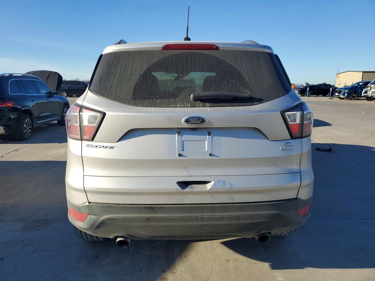 2017 FORD ESCAPE SE photo 6