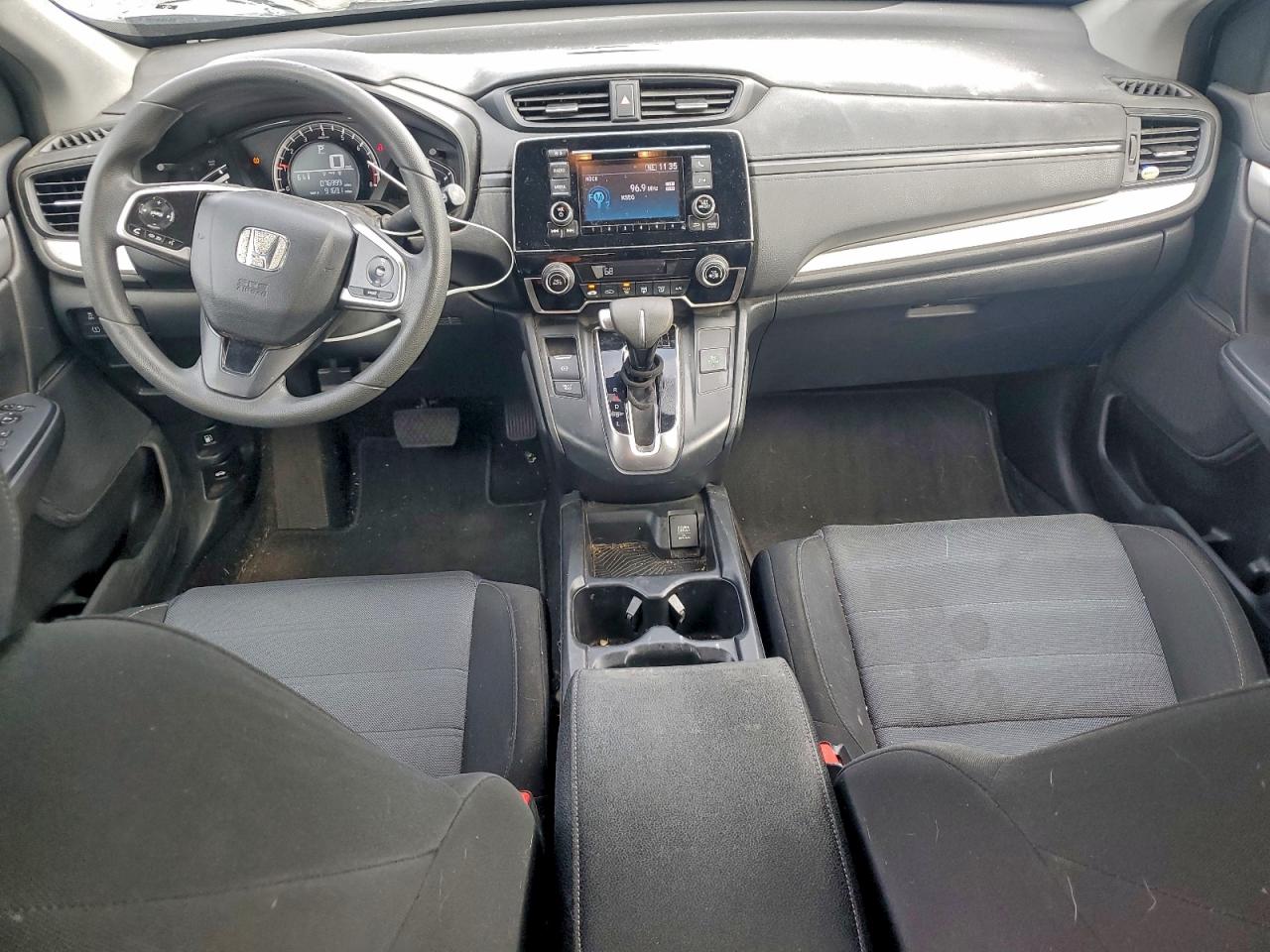 2017 HONDA CR-V LX photo 8