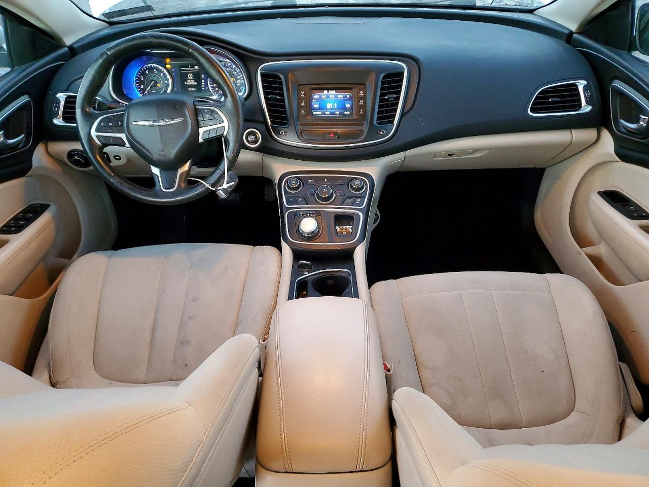 2015 CHRYSLER 200 LIMITED photo 8