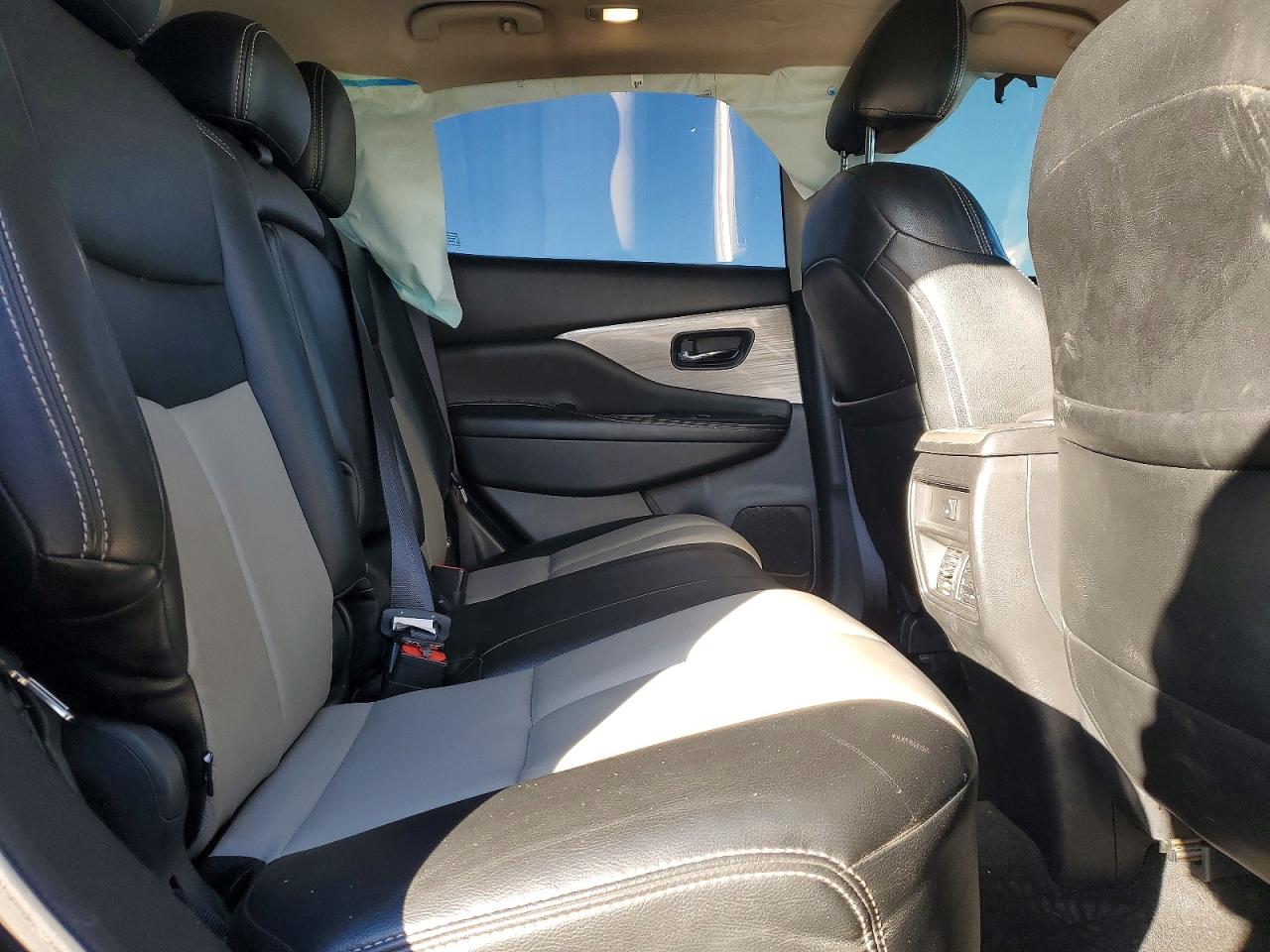 2018 NISSAN MURANO S photo 11