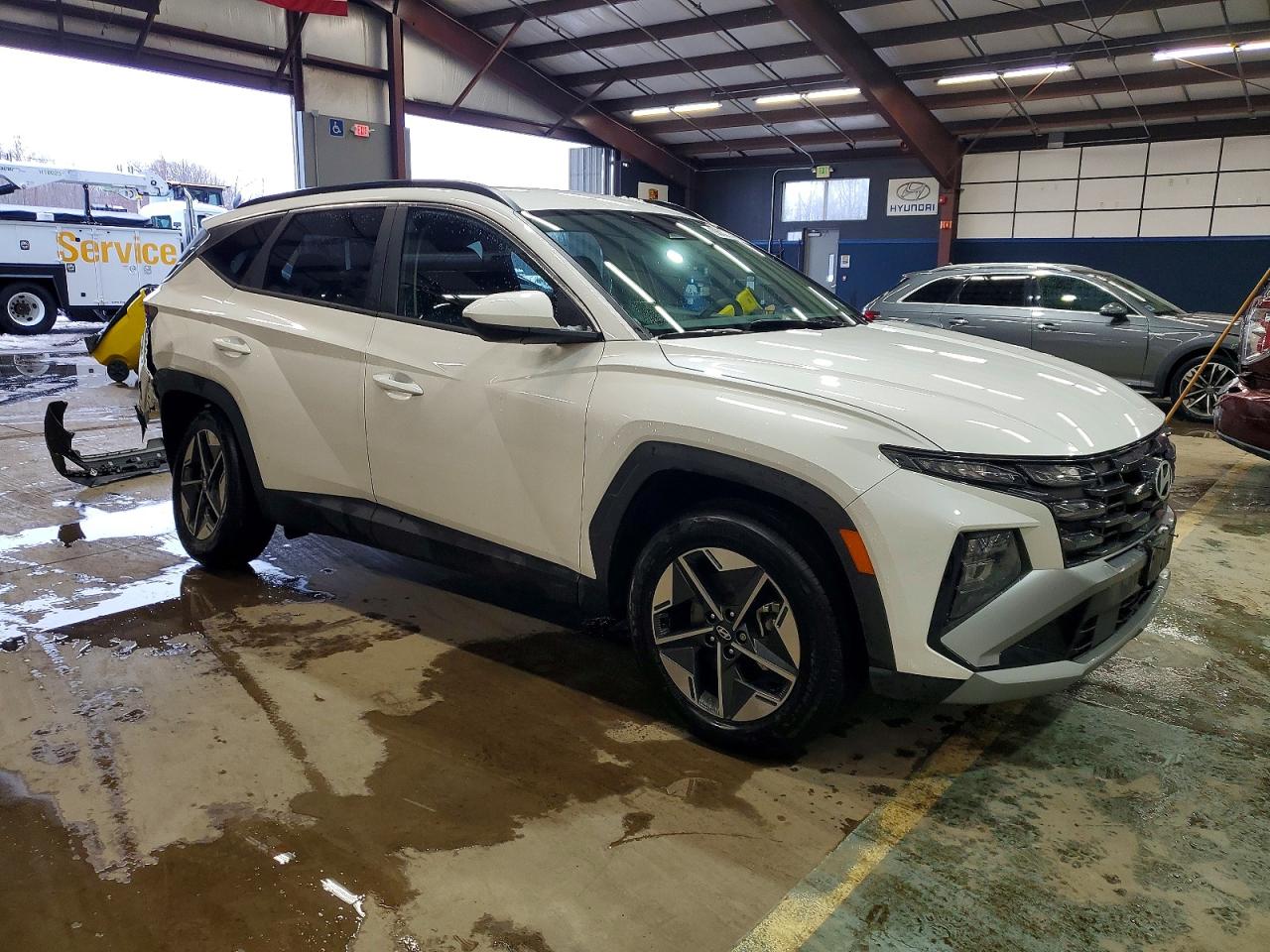 2025 HYUNDAI TUCSON SEL photo 4