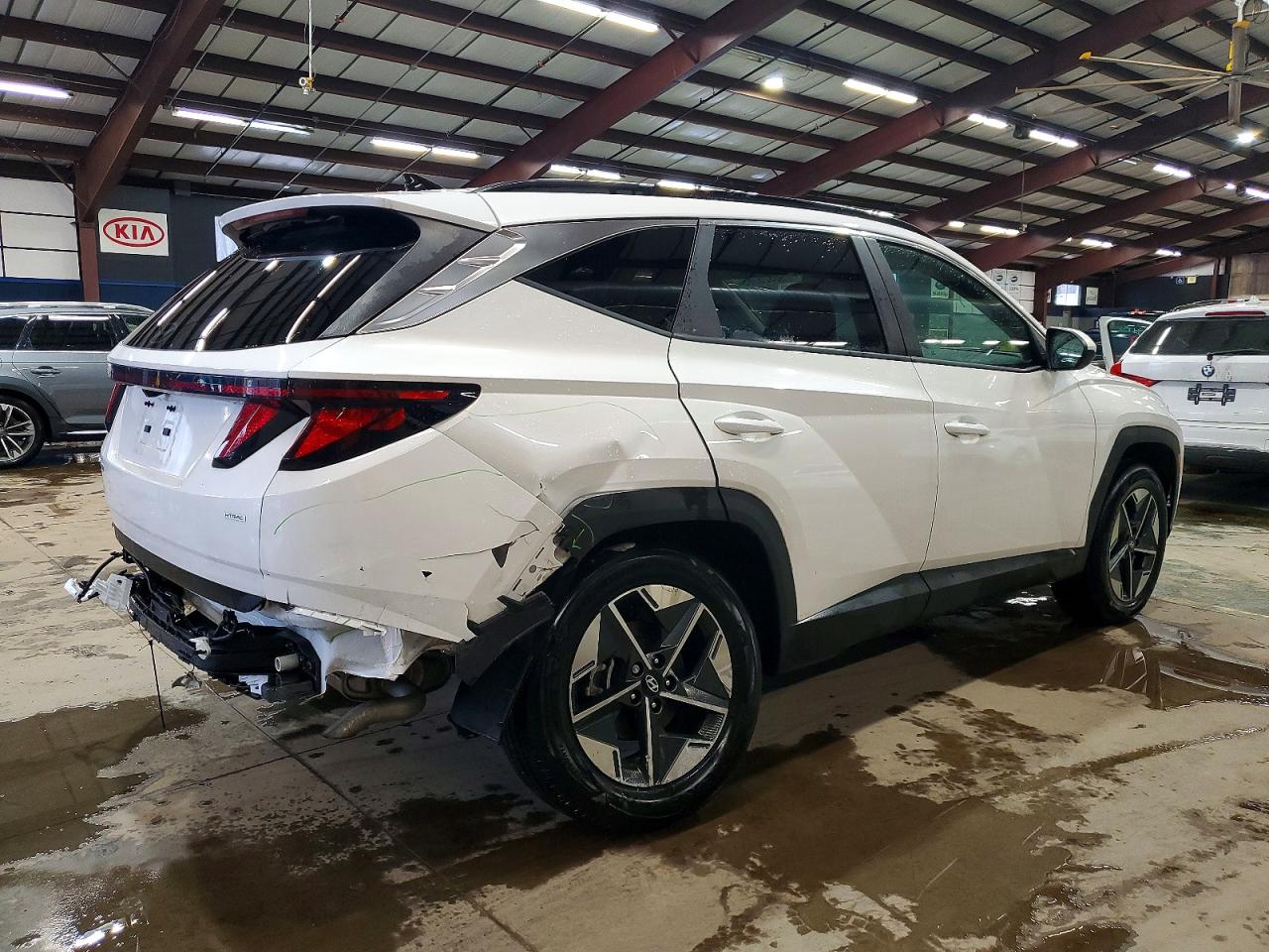 2025 HYUNDAI TUCSON SEL photo 3