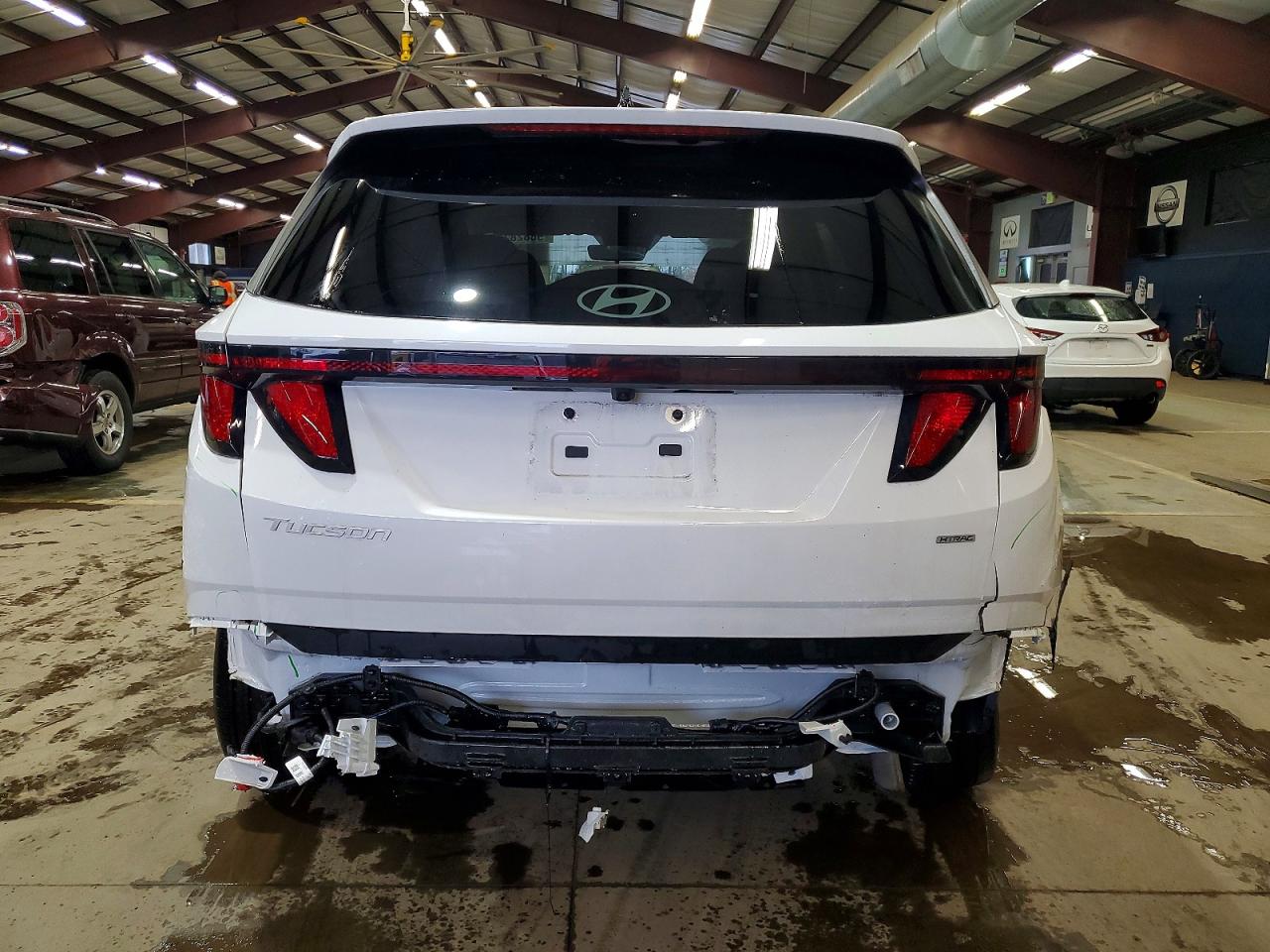 2025 HYUNDAI TUCSON SEL photo 6