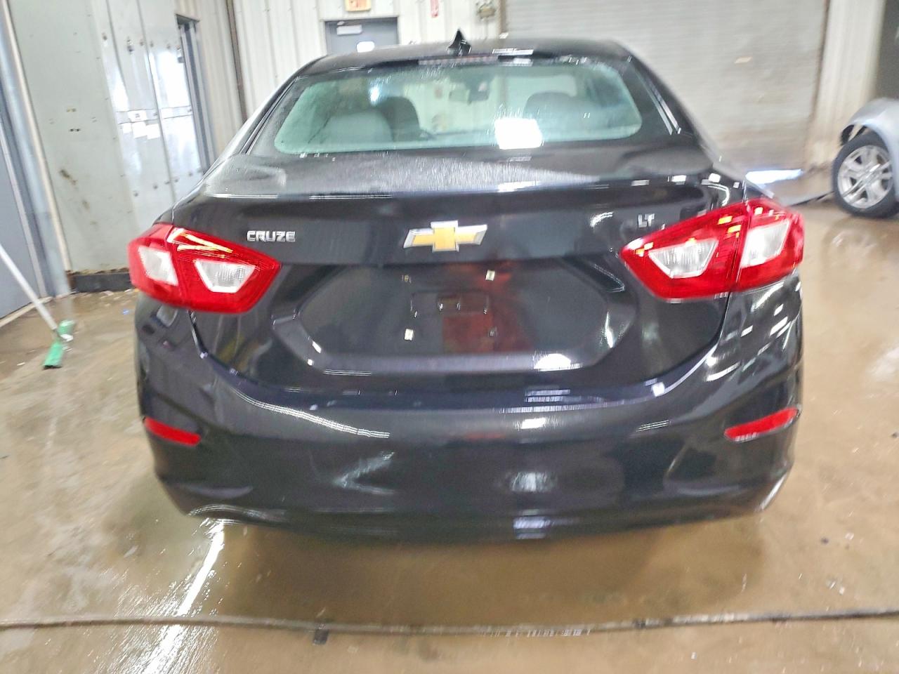 2017 CHEVROLET CRUZE LT photo 6