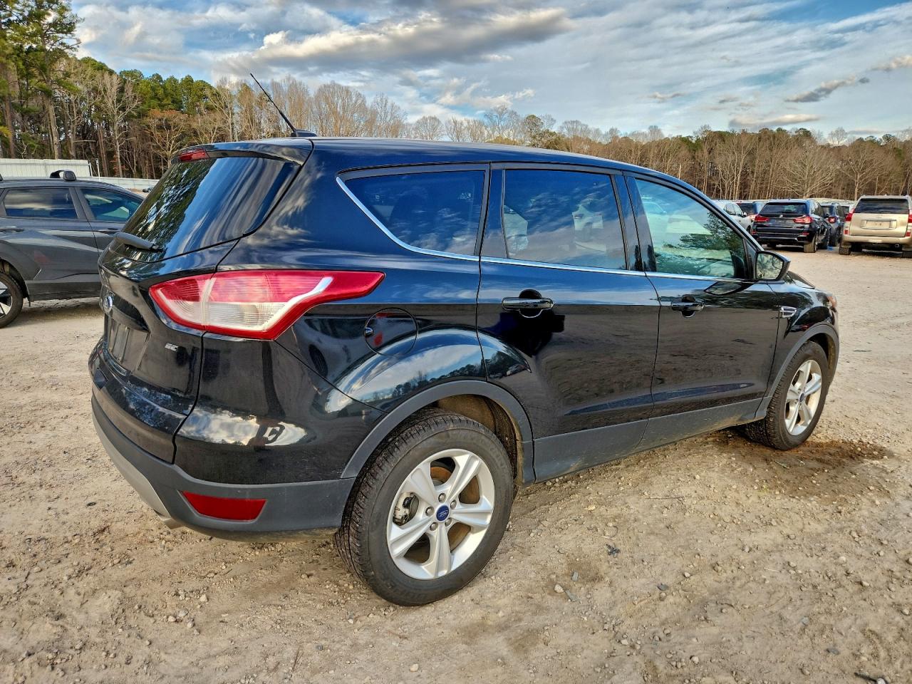 2015 FORD ESCAPE SE photo 3