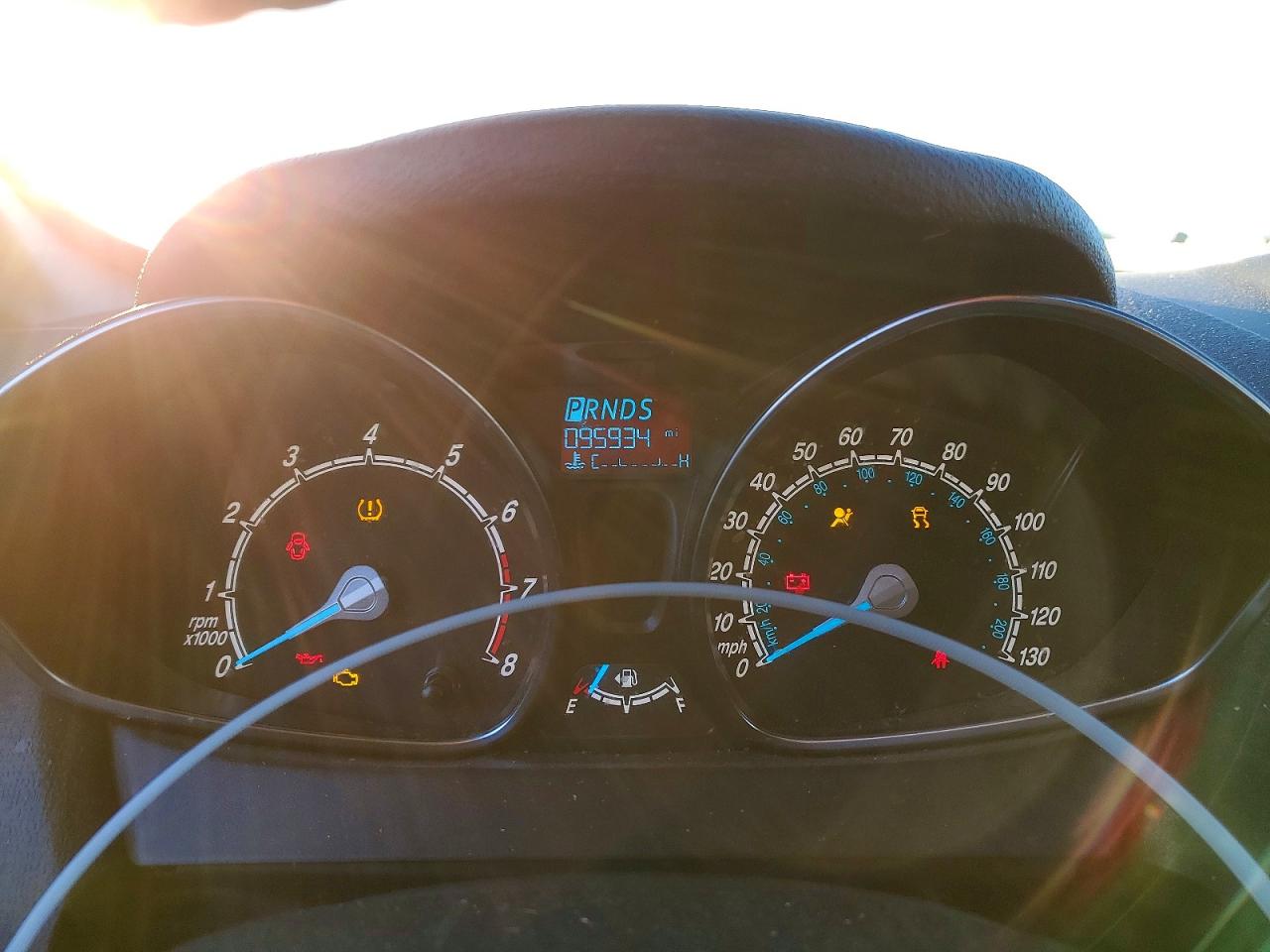2018 FORD FIESTA SE photo 9