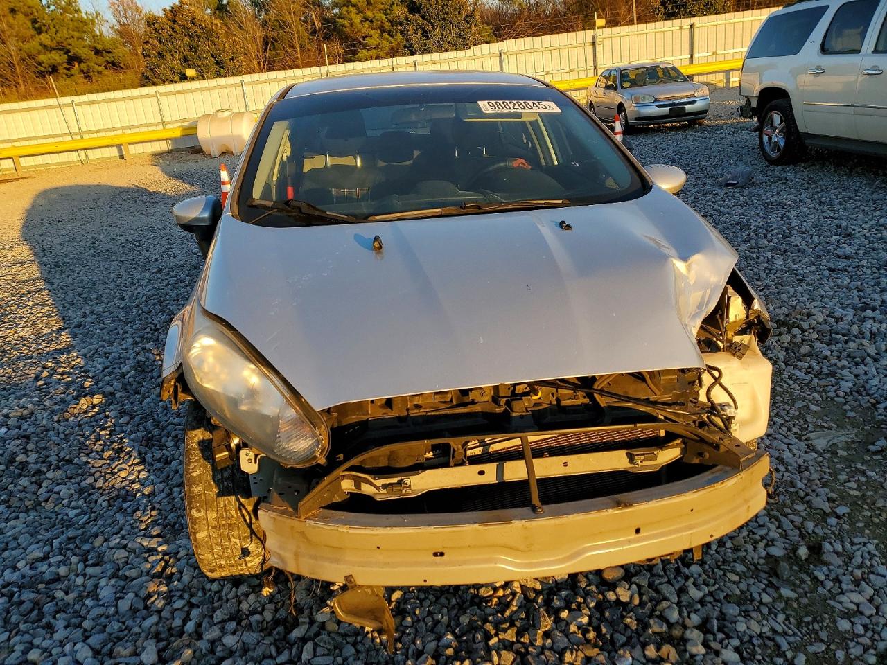 2018 FORD FIESTA SE photo 5