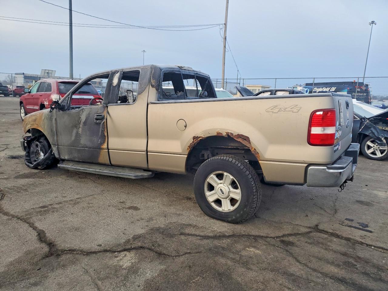 2004 FORD F150 photo 2