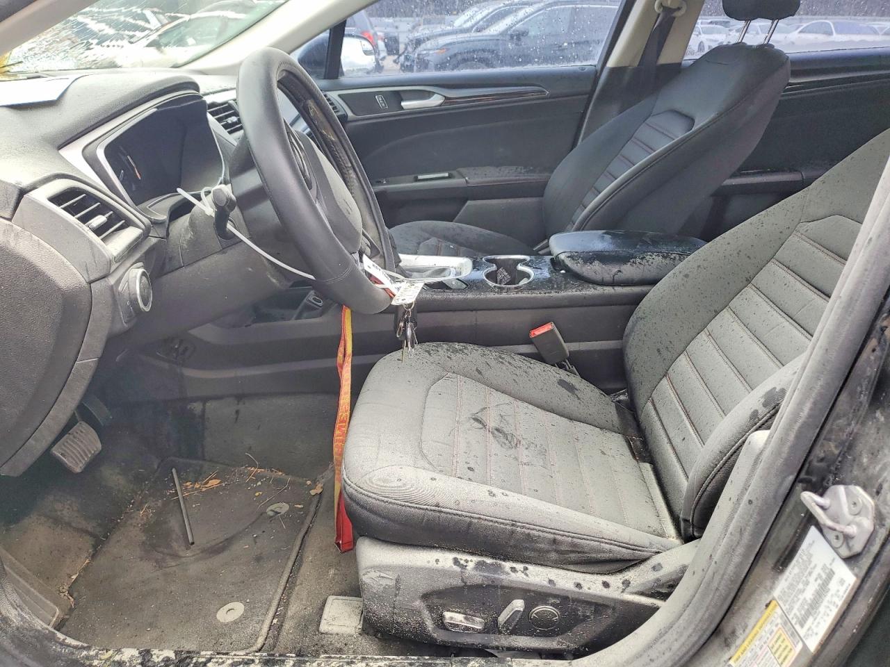 2016 FORD FUSION SE photo 7