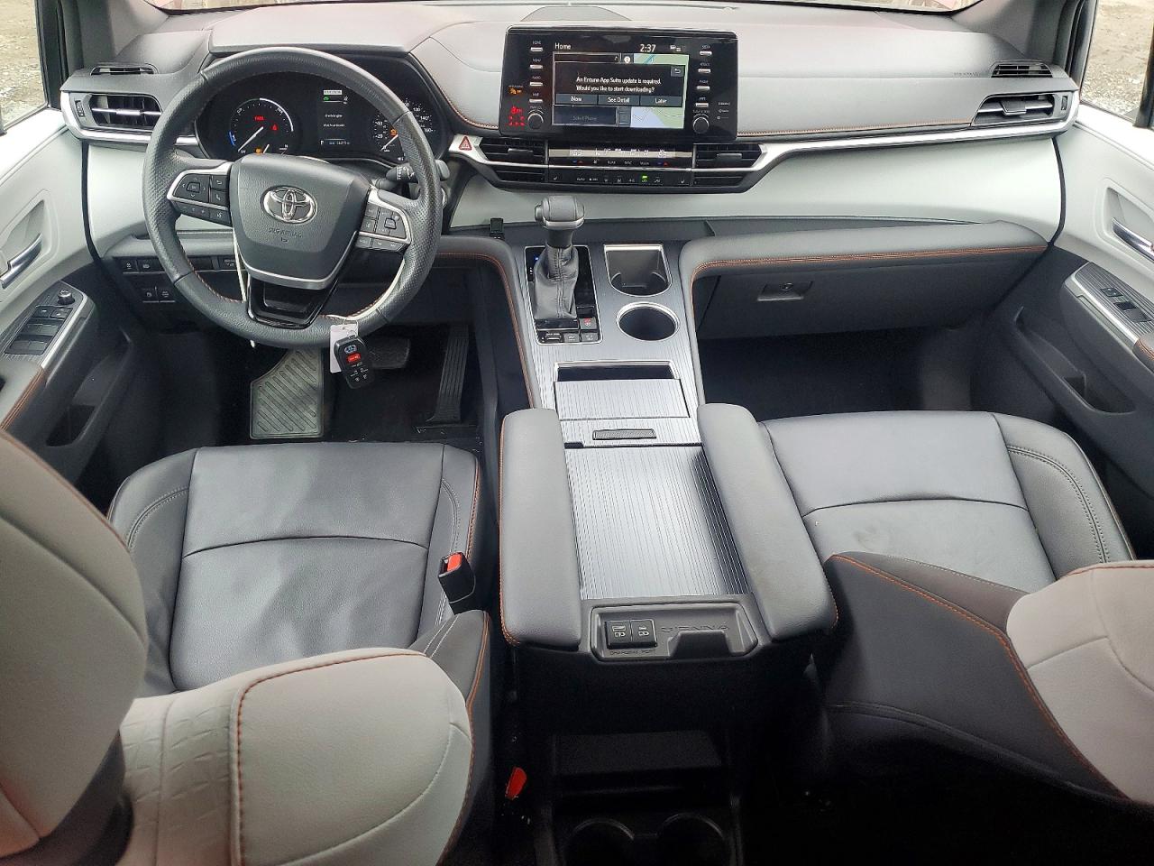 2021 TOYOTA SIENNA photo 8