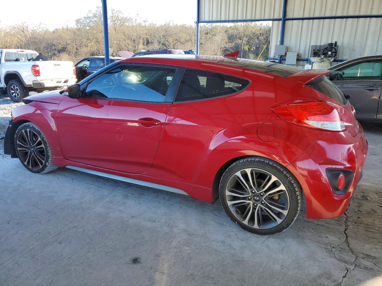 2016 HYUNDAI VELOSTER TURBO photo 2