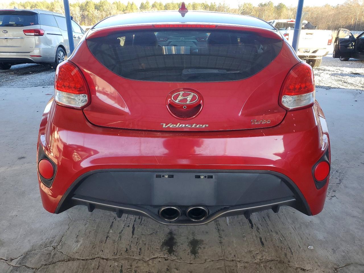 2016 HYUNDAI VELOSTER TURBO photo 6