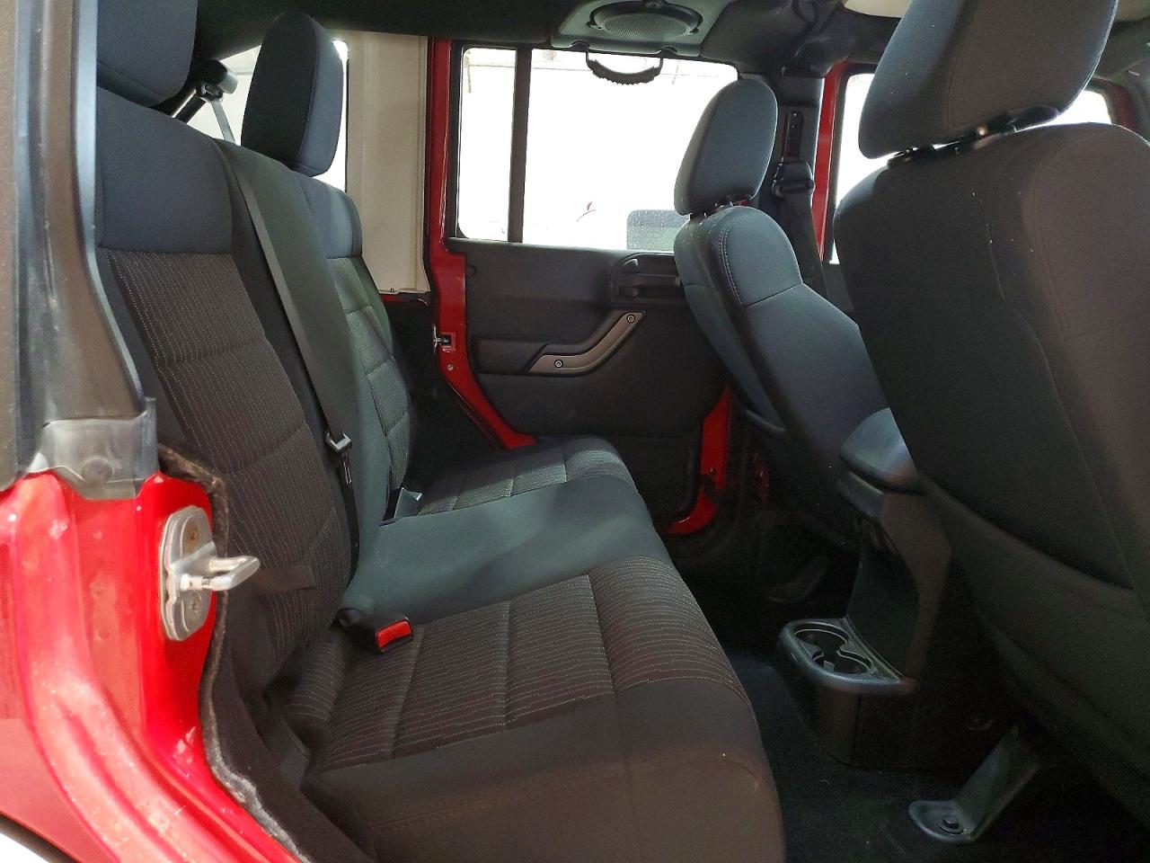 2011 JEEP WRANGLER UNLIMITED SPORT photo 21