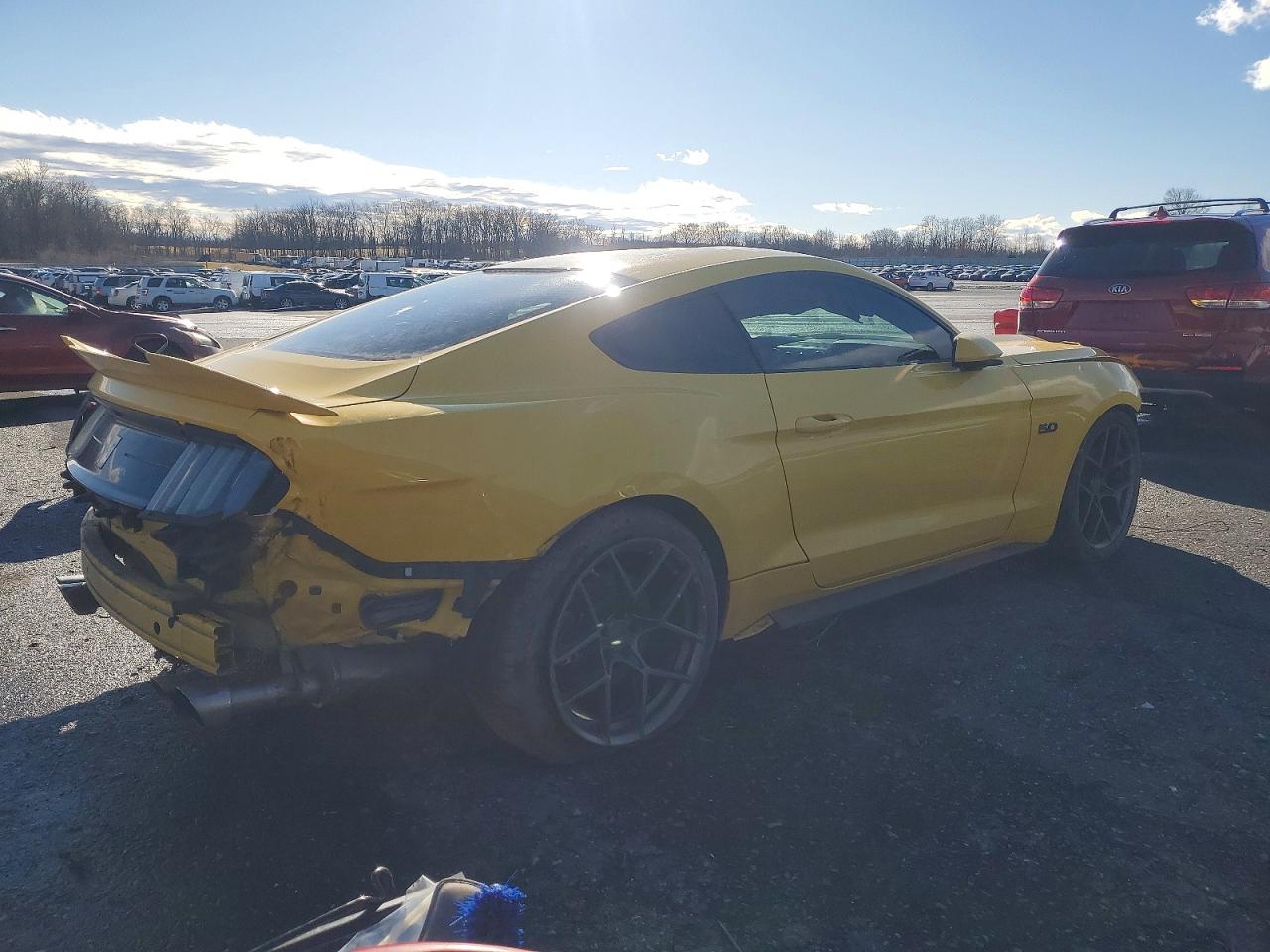 2017 FORD MUSTANG GT photo 7