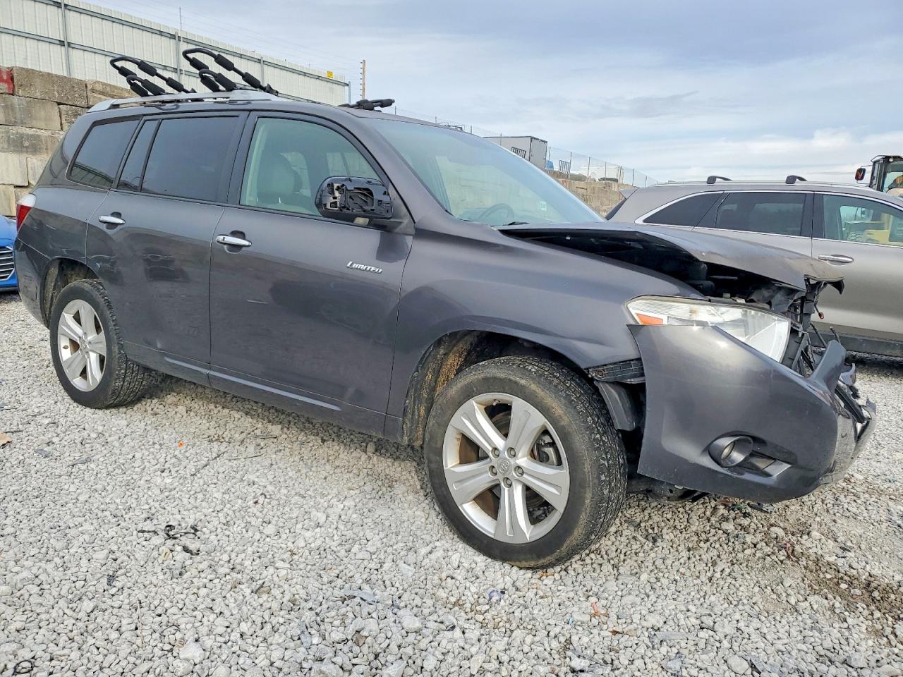 2010 TOYOTA HIGHLANDER LIMITED photo 4