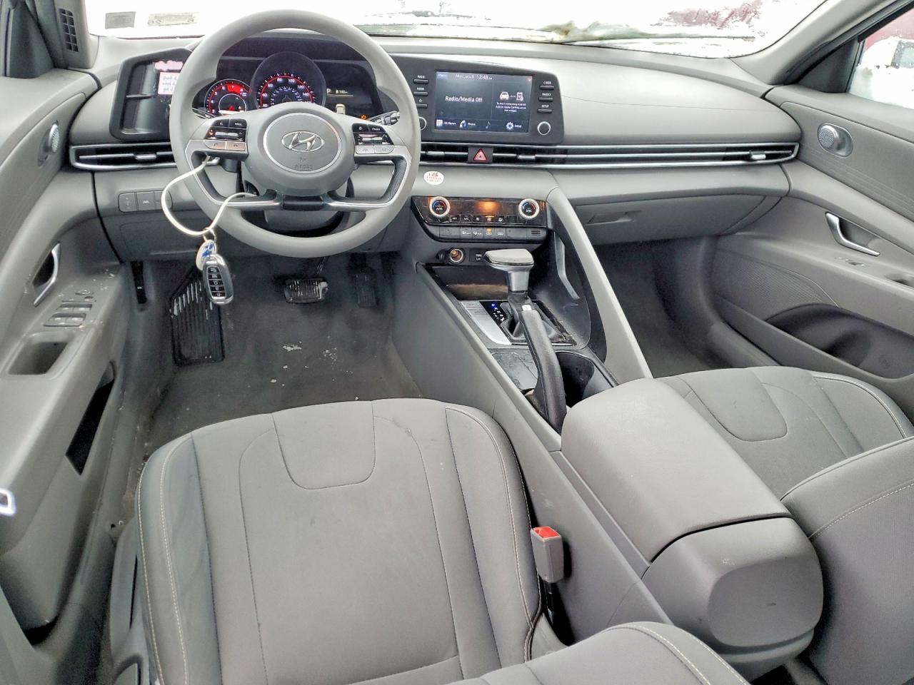 2022 HYUNDAI ELANTRA SEL photo 15