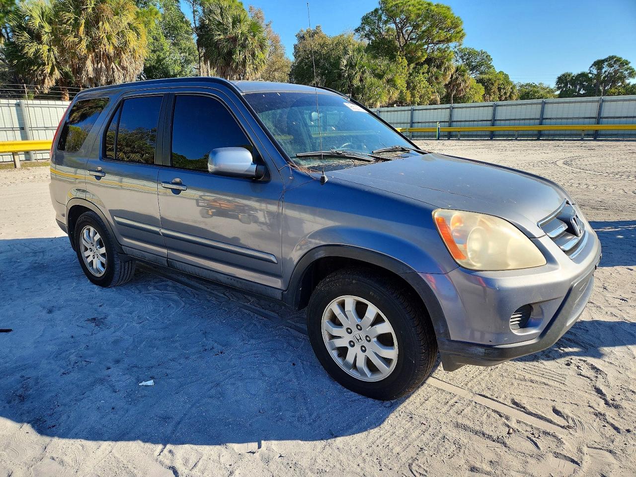 2005 HONDA CR-V SE photo 4