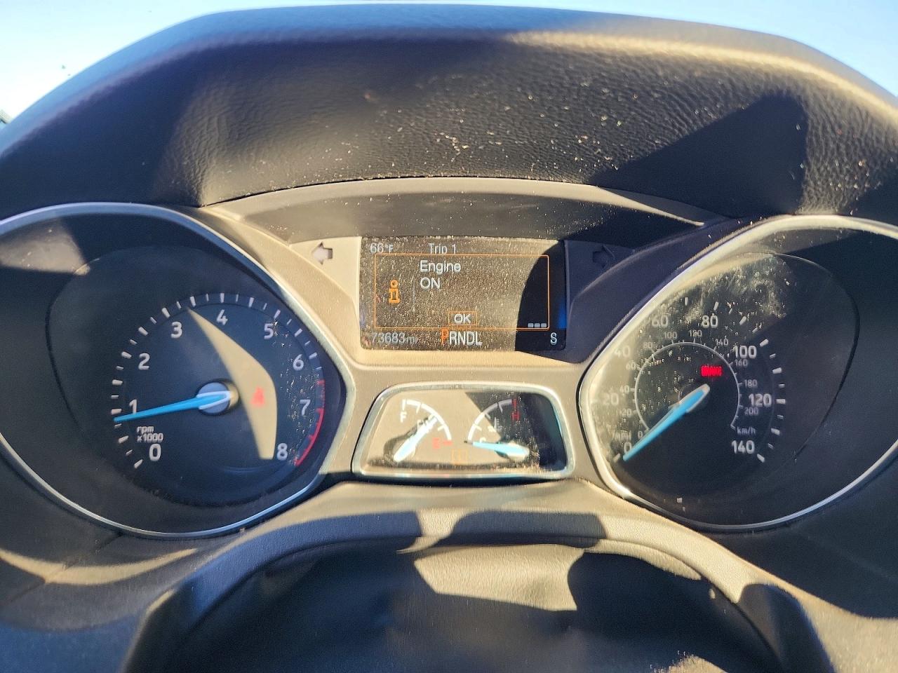 2015 FORD FOCUS SE photo 9