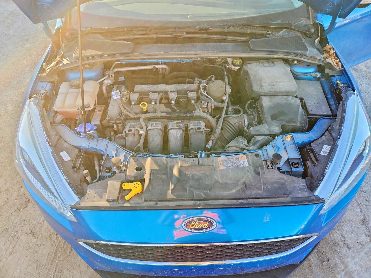 2015 FORD FOCUS SE photo 11