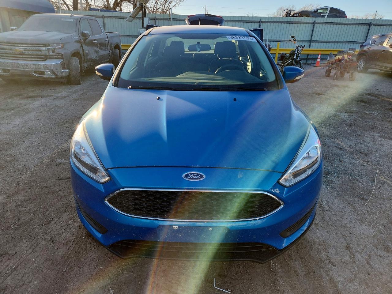2015 FORD FOCUS SE photo 5