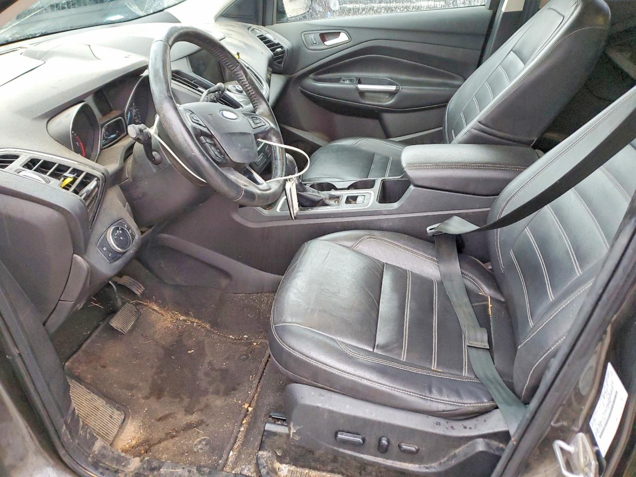 2017 FORD ESCAPE TITANIUM photo 7