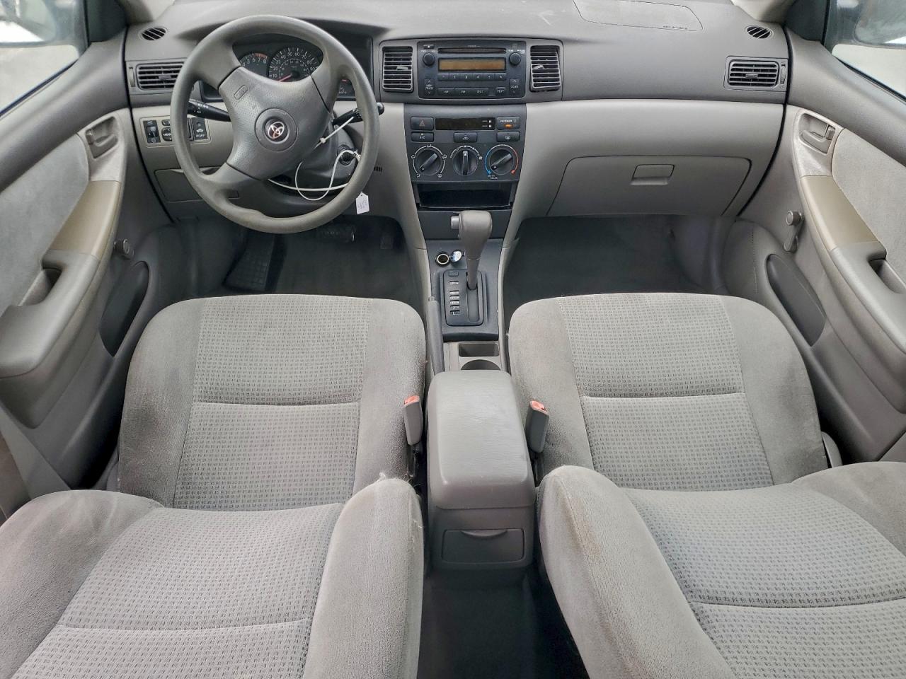 2005 TOYOTA COROLLA CE photo 8