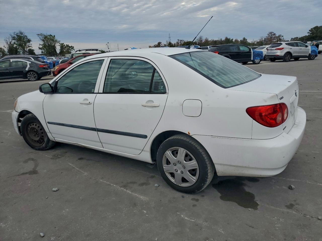 2005 TOYOTA COROLLA CE photo 2