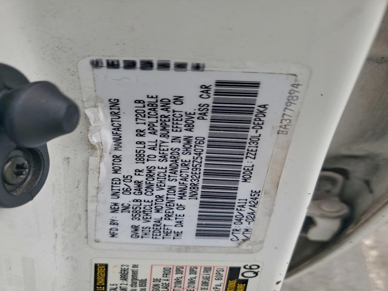 2005 TOYOTA COROLLA CE photo 12