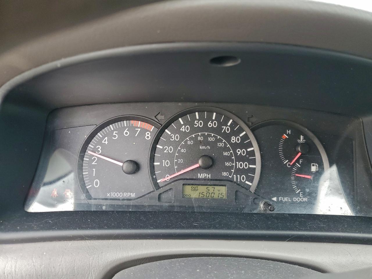 2005 TOYOTA COROLLA CE photo 9