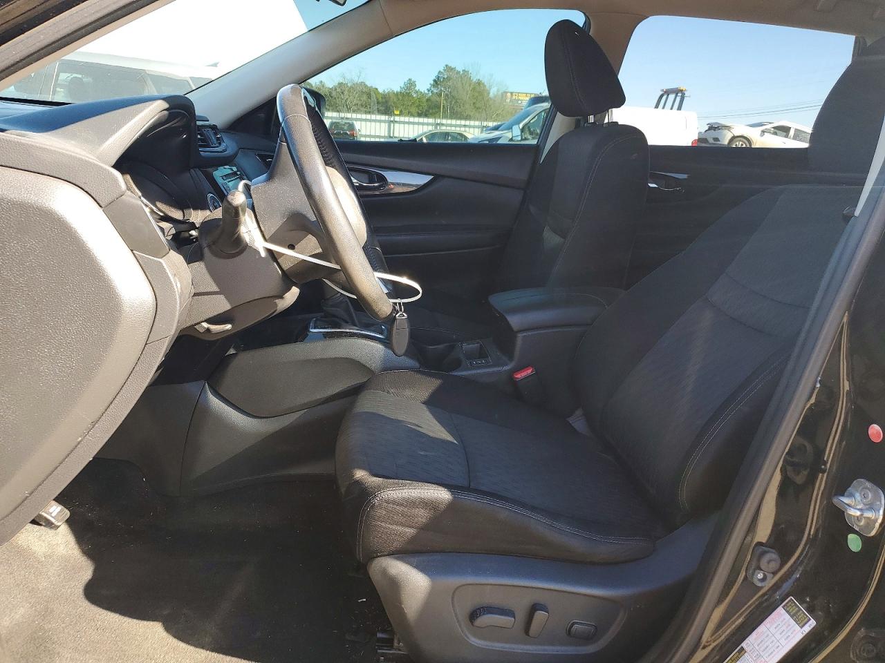 2017 NISSAN ROGUE S photo 7