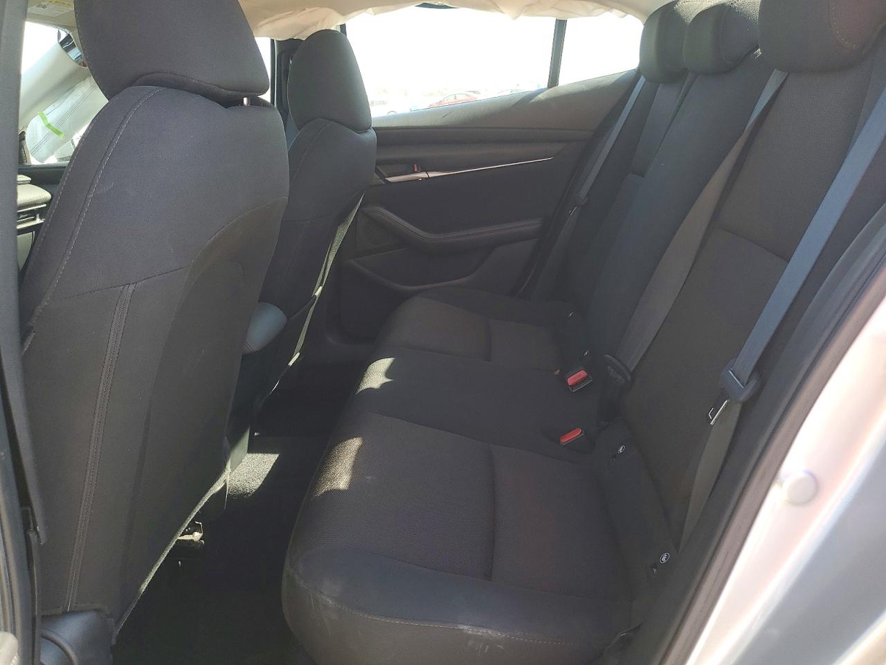 2019 MAZDA 3 photo 10