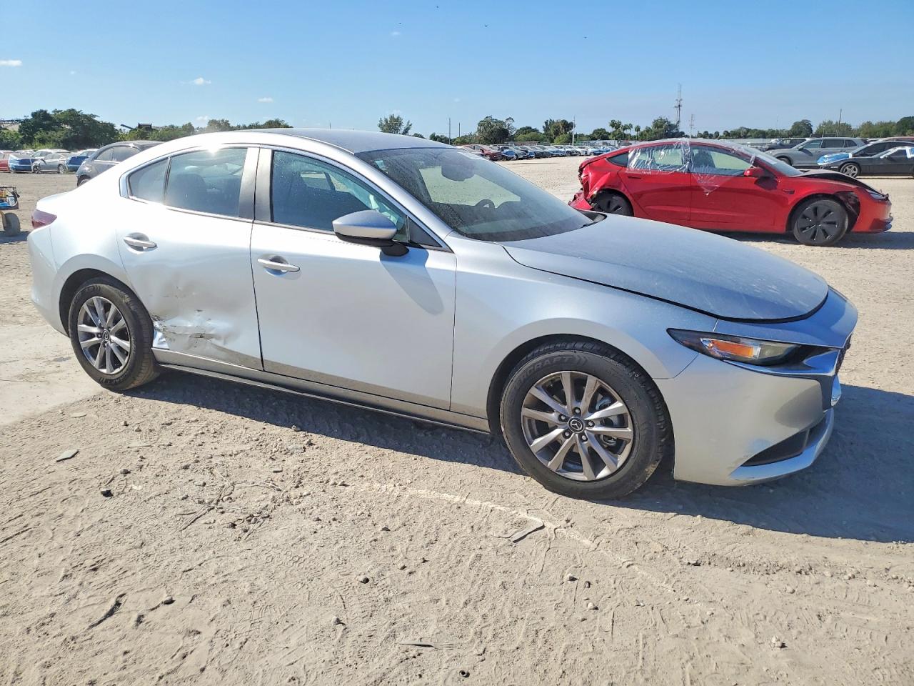 2019 MAZDA 3 photo 4