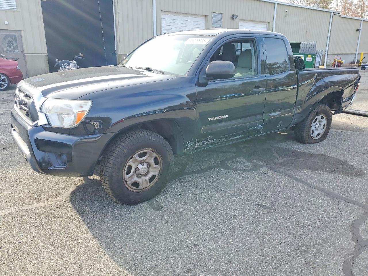 2013 TOYOTA TACOMA