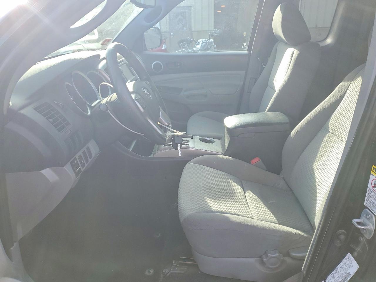 2013 TOYOTA TACOMA BASE photo 7