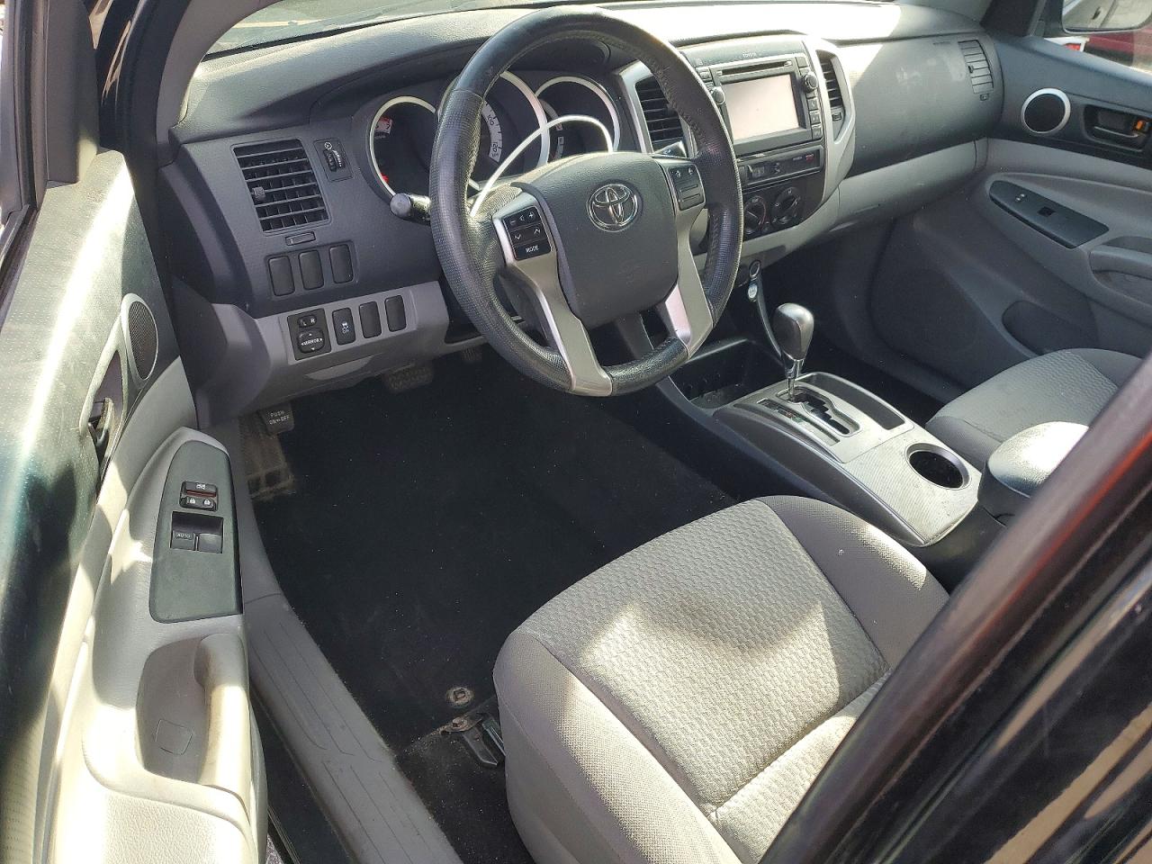 2013 TOYOTA TACOMA BASE photo 8