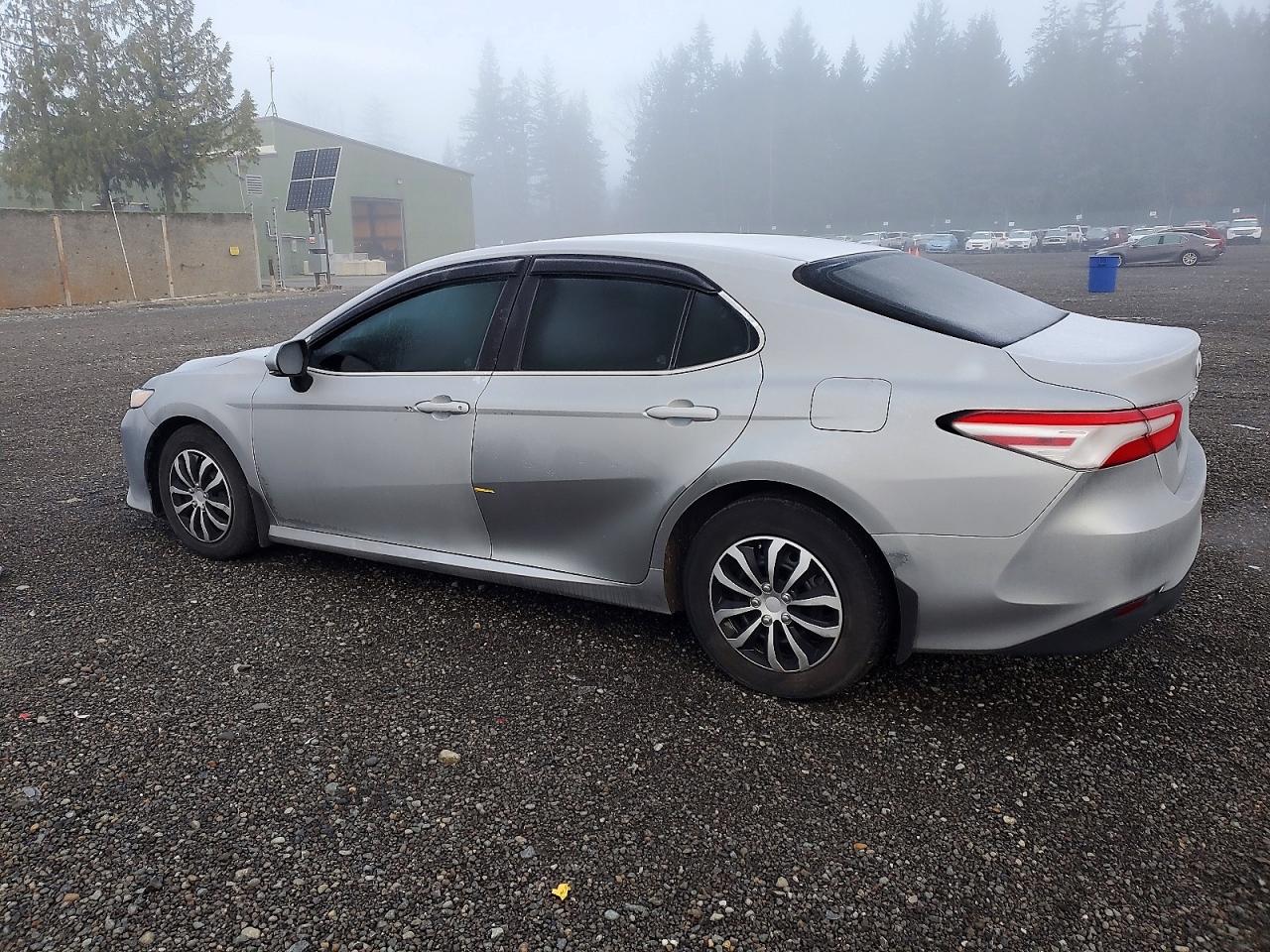 2019 TOYOTA CAMRY L photo 2