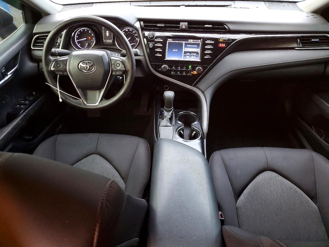2019 TOYOTA CAMRY L photo 8