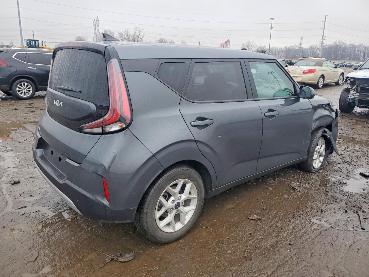 2024 KIA SOUL LX photo 3