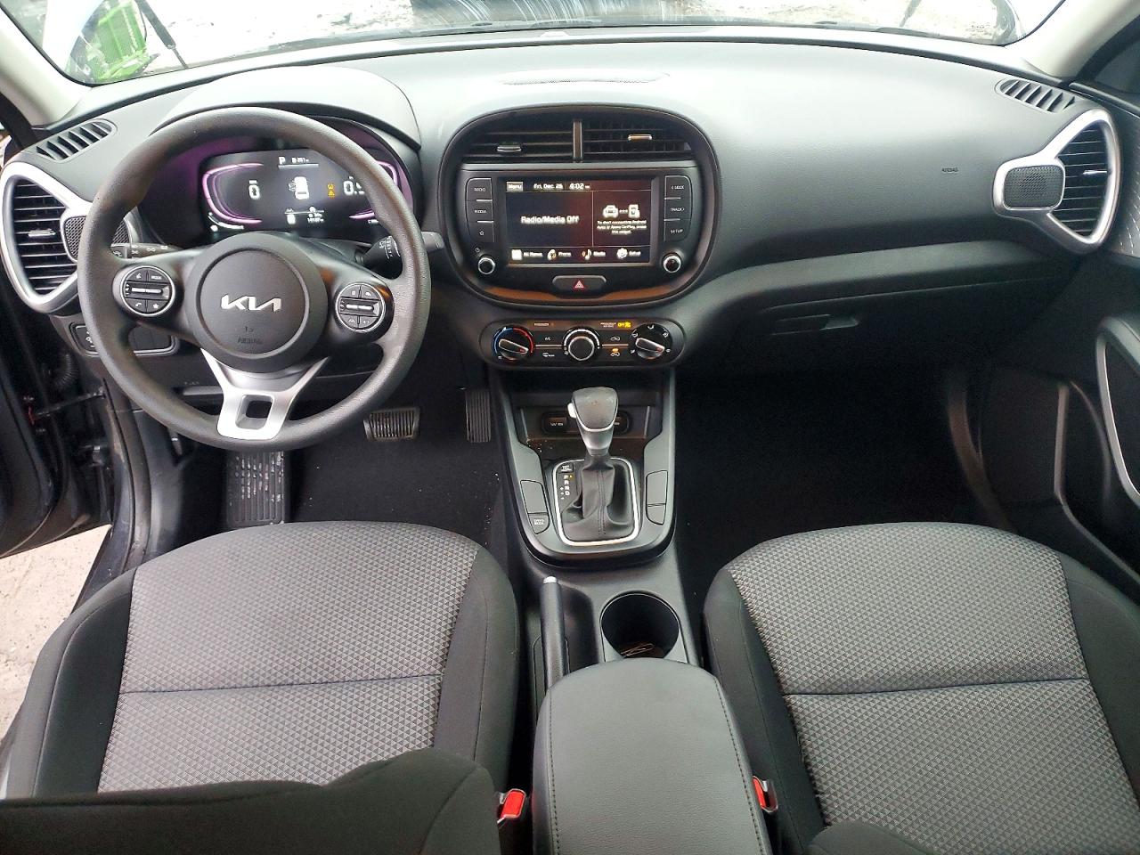 2024 KIA SOUL LX photo 8