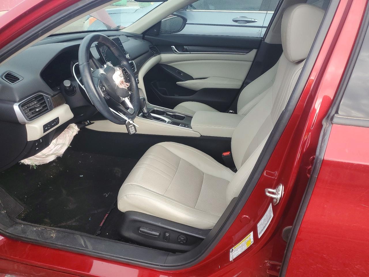 2018 HONDA ACCORD TOURING photo 7