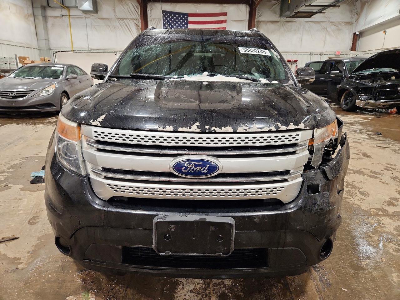 2011 FORD EXPLORER XLT photo 5