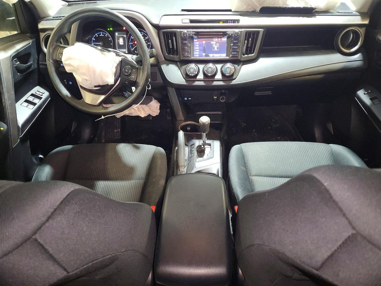2018 TOYOTA RAV4 LE photo 7