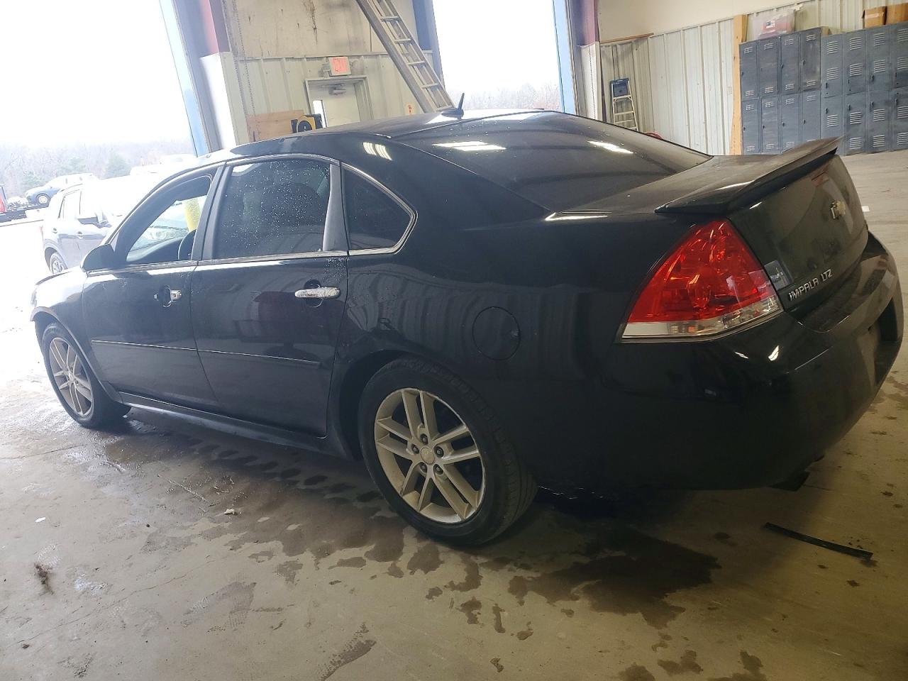 2012 CHEVROLET IMPALA LTZ photo 2