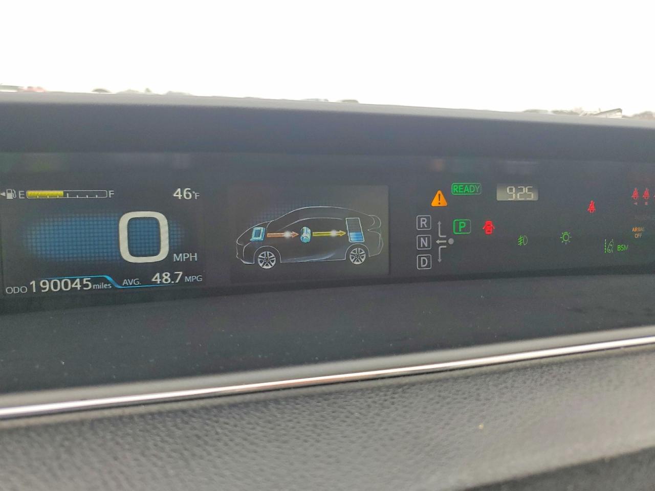 2018 TOYOTA PRIUS photo 9
