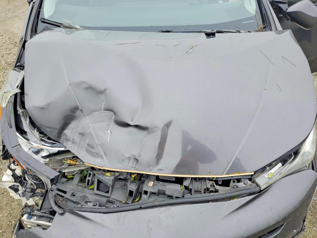2018 TOYOTA PRIUS photo 11