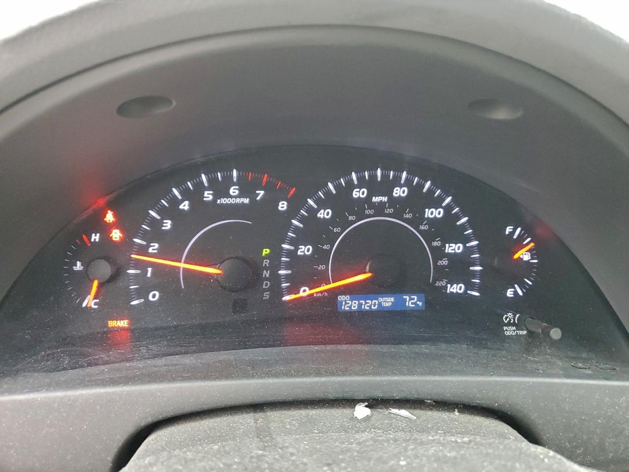 2010 TOYOTA CAMRY BASE photo 9